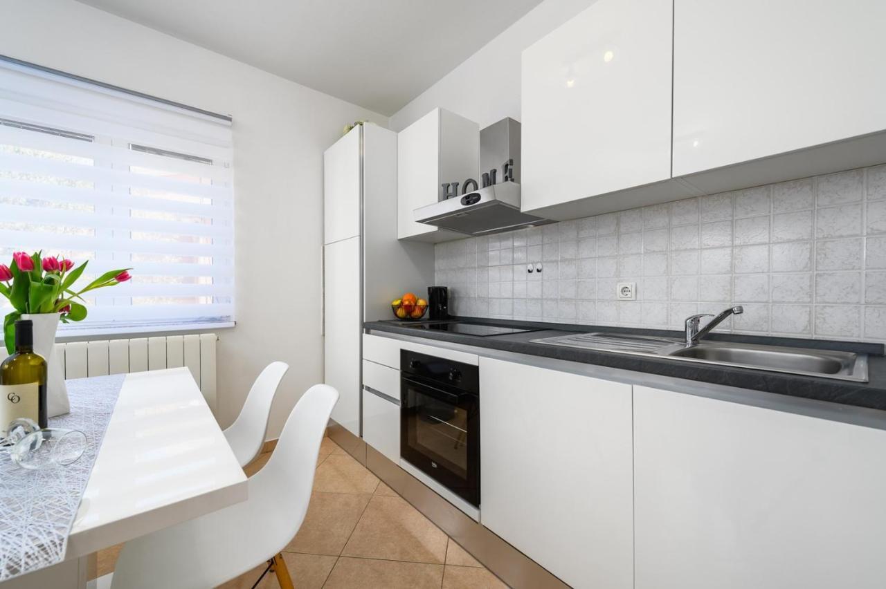 Bozica House With Apartments Murine Dış mekan fotoğraf
